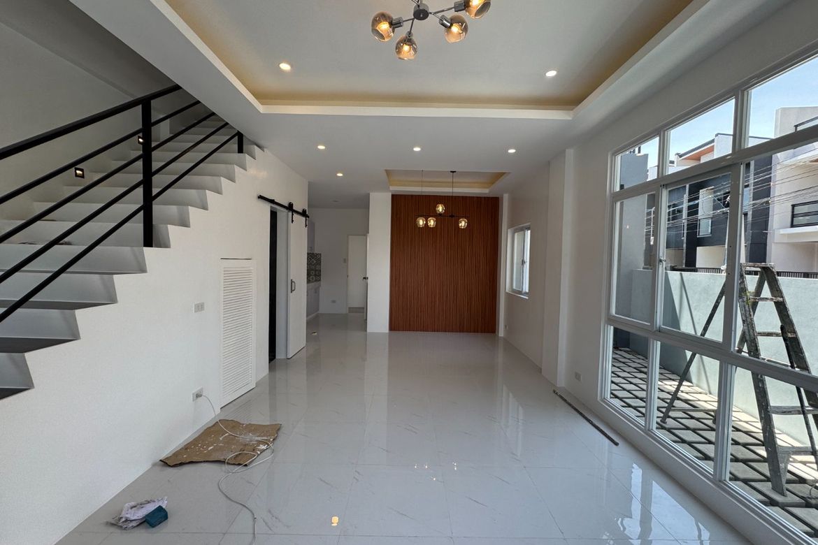 3 Bedroom House for Sale in Talon Singko, Las Piñas, Metro Manila – photo 6