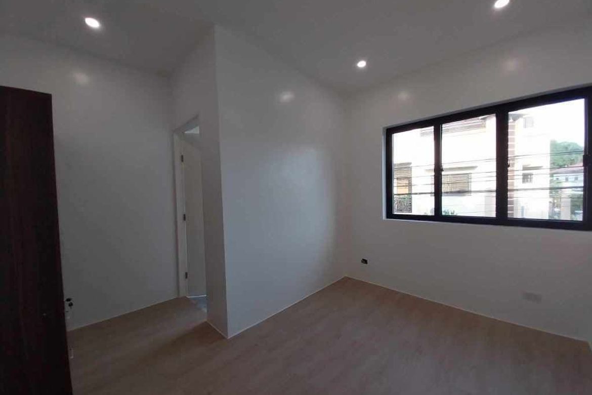 3 Bedroom House for Sale in Talon Singko, Las Piñas, Metro Manila – photo 8