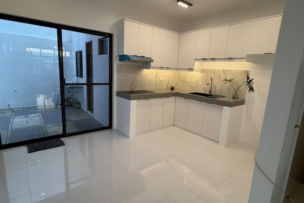 3 Bedroom House for Sale in Talon Uno, Las Piñas, Metro Manila – photo 2