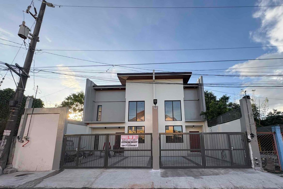 3 Bedroom House for Sale in Talon Uno, Las Piñas, Metro Manila