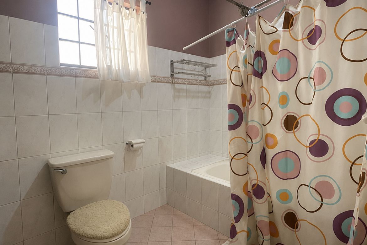 3 Bedroom House for Sale in Tandang Sora, Quezon City, Metro Manila – photo 8