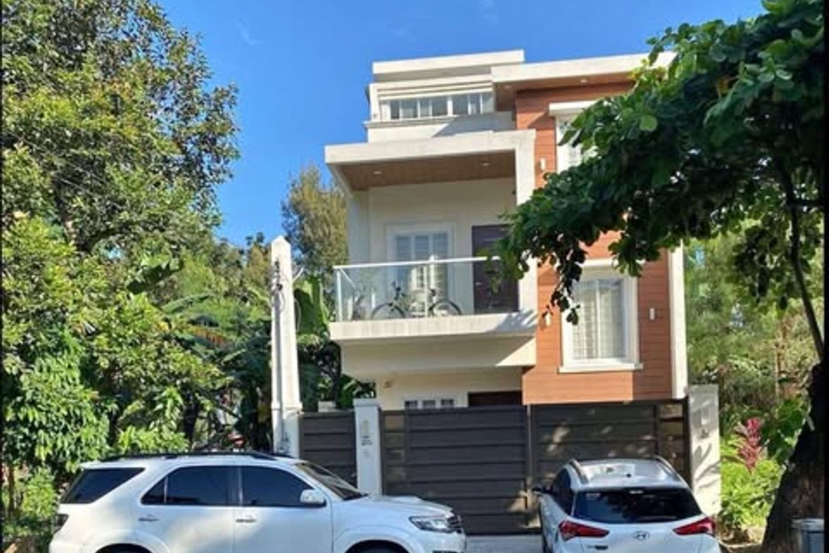 3 Bedroom House for Sale in Tandang Sora, Quezon City, Metro Manila
