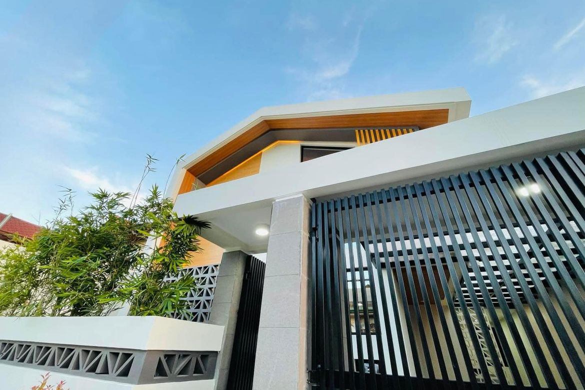 3 Bedroom House for Sale in Telabastagan, San Fernando, Pampanga – photo 2