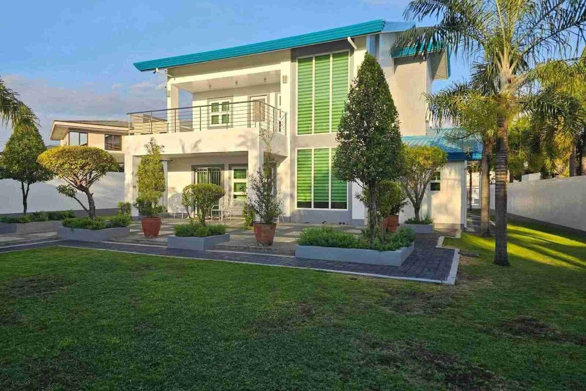 3 Bedroom House for Sale in Telabastagan, San Fernando, Pampanga – photo 2