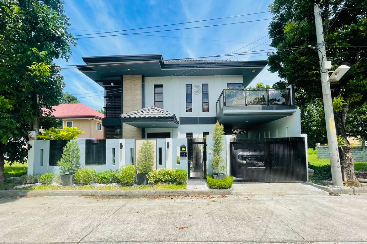 3 Bedroom House for Sale in Telabastagan, San Fernando, Pampanga