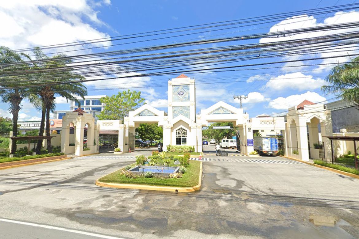 3 Bedroom House for Sale in The Grand Parkplace Village, Anabu I-B, Imus, Cavite