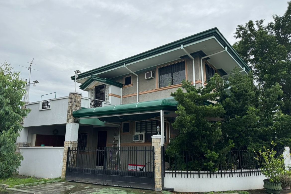 3 Bedroom House for Sale in The Grand Parkplace Village, Anabu I-B, Imus, Cavite