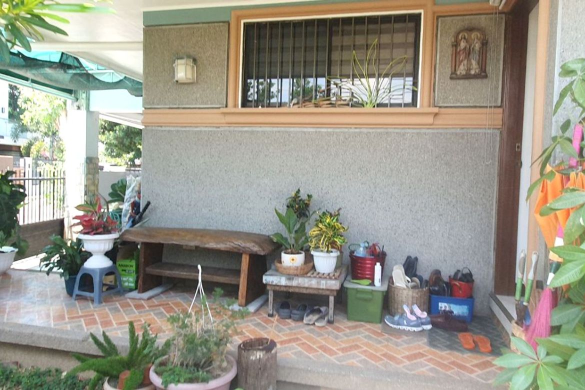 3 Bedroom House for Sale in The Grand Parkplace Village, Anabu I-B, Imus, Cavite – photo 6
