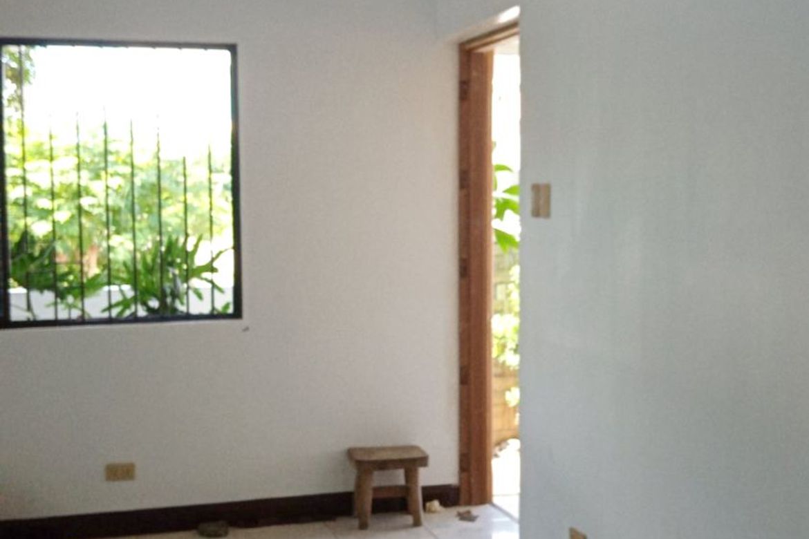 3 Bedroom House for Sale in The Grand Parkplace Village, Anabu I-B, Imus, Cavite – photo 7