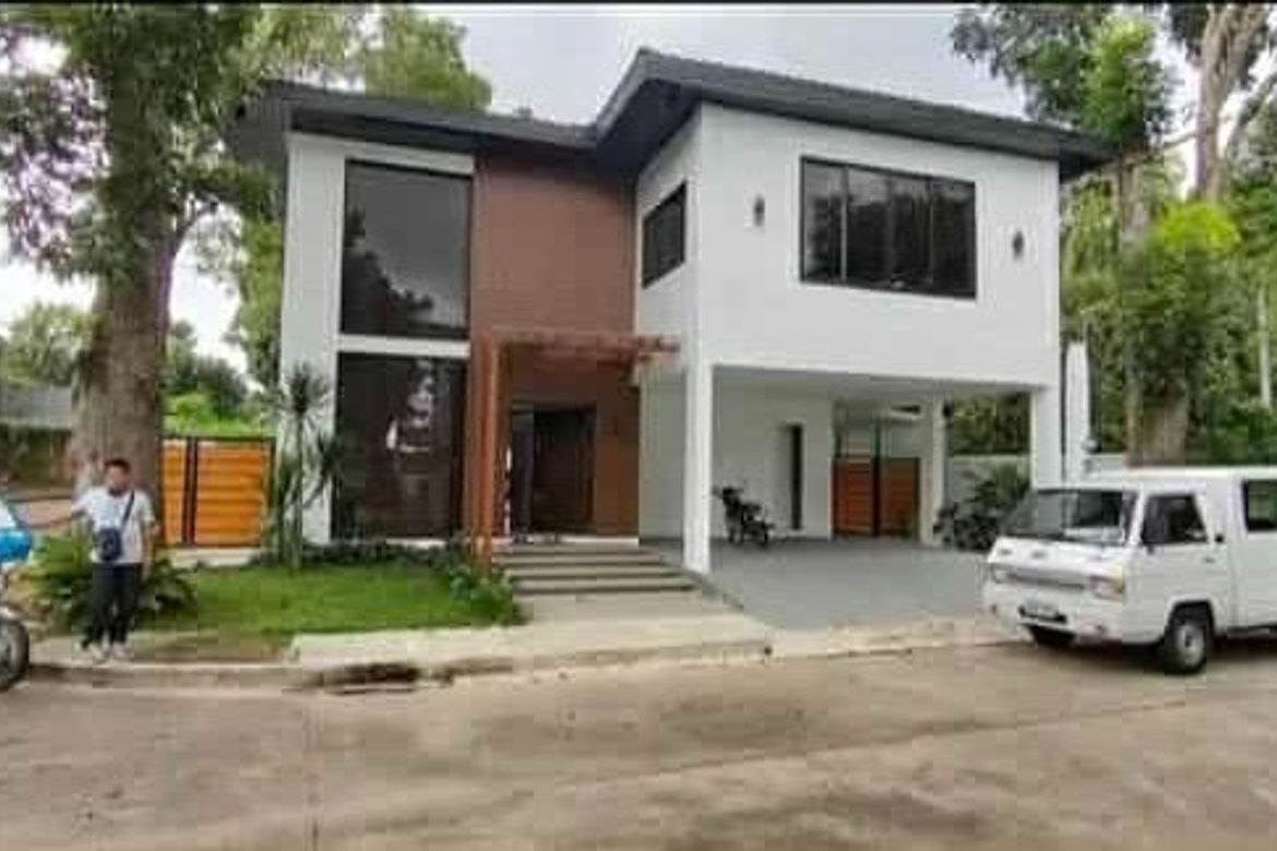 3 Bedroom House for Sale in Tolentino West, Tagaytay, Cavite