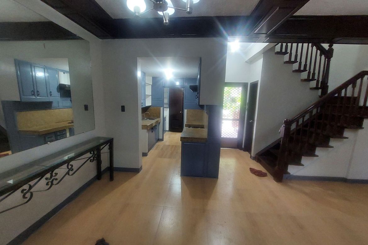 3 Bedroom House for Sale in Ugong, Pasig, Metro Manila – photo 2