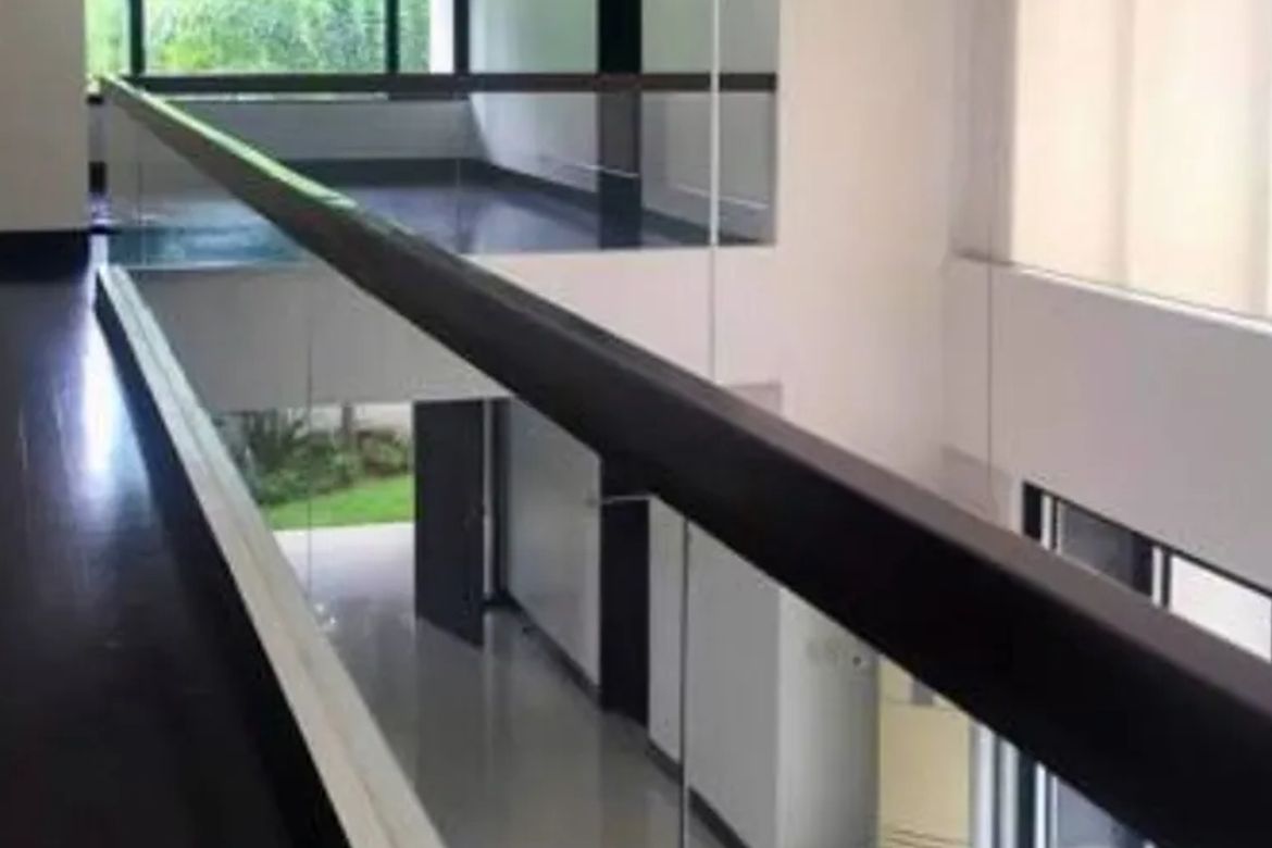 3 Bedroom House for Sale in Urdaneta Village, Bangkal, Makati, Metro Manila near MRT-3 Magallanes – photo 2