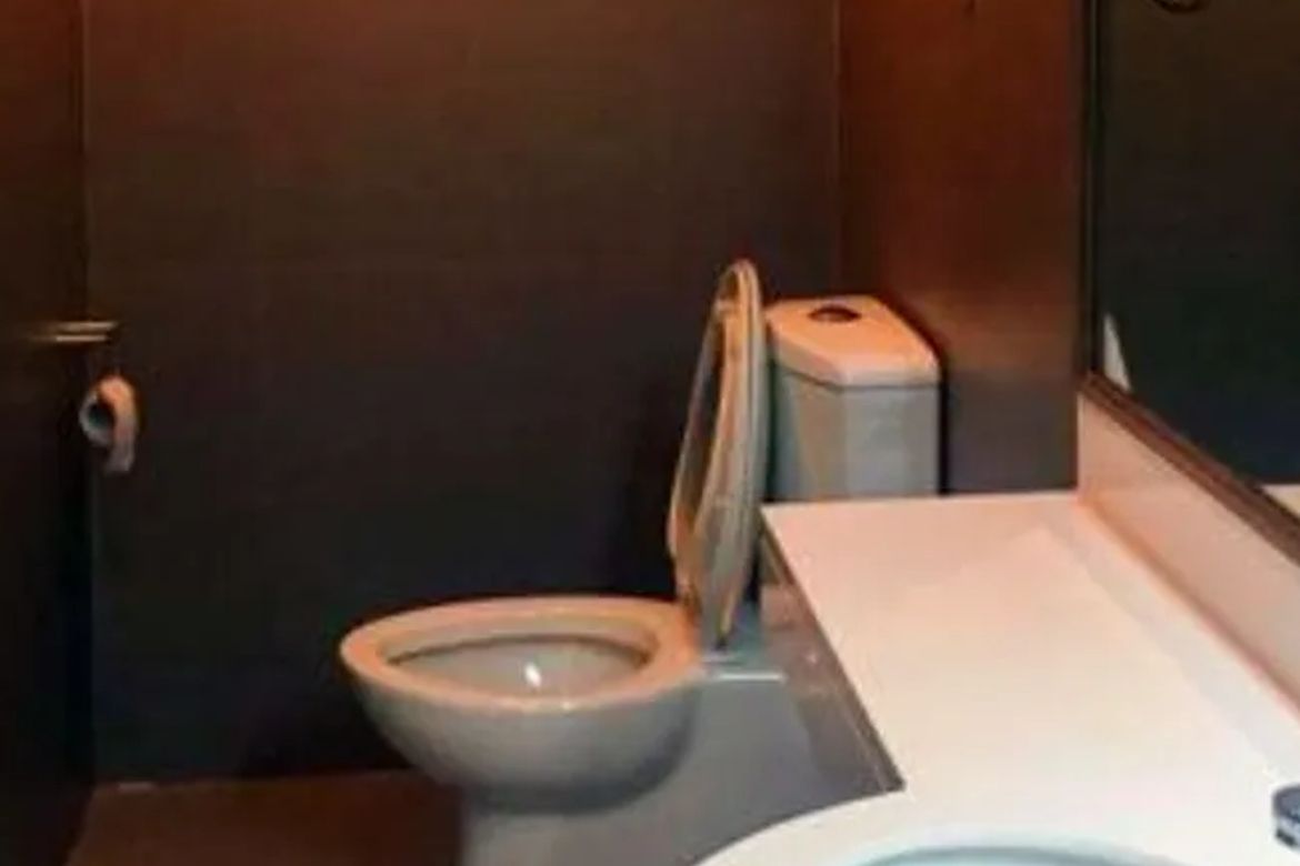 3 Bedroom House for Sale in Urdaneta Village, Bangkal, Makati, Metro Manila near MRT-3 Magallanes – photo 6