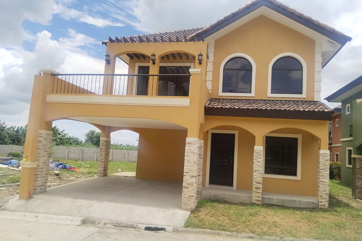 3 Bedroom House for Sale in Valenza, Santo Domingo, Santa Rosa, Laguna – photo 2