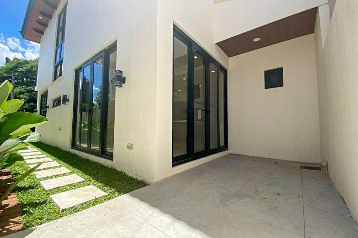 3 Bedroom House for Sale in Villas, South Forbes, Inchican, Silang, Cavite – photo 4