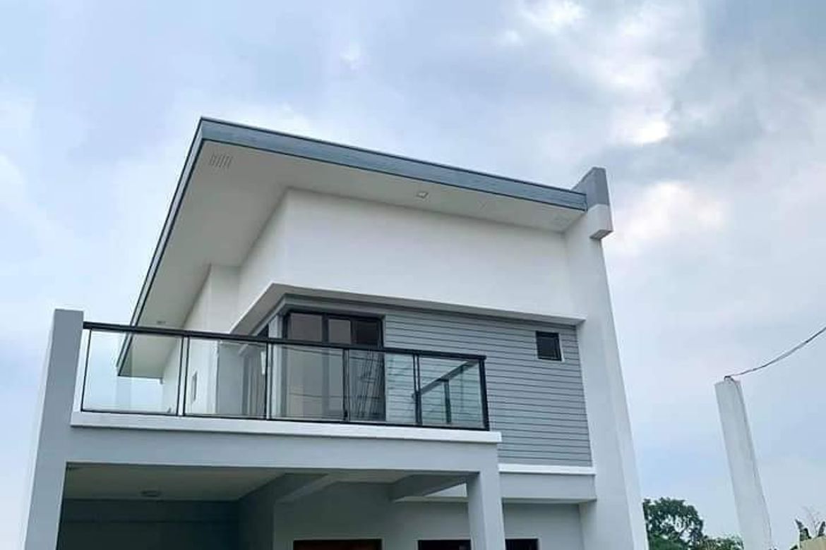 3 Bedroom House for Sale in West Beverly Hills, Langkaan I, Dasmariñas, Cavite – photo 2