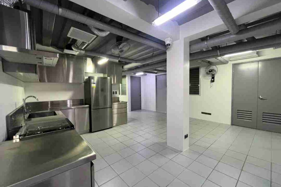 3 Bedroom House for Sale in White Plains, Quezon City, Metro Manila – photo 6