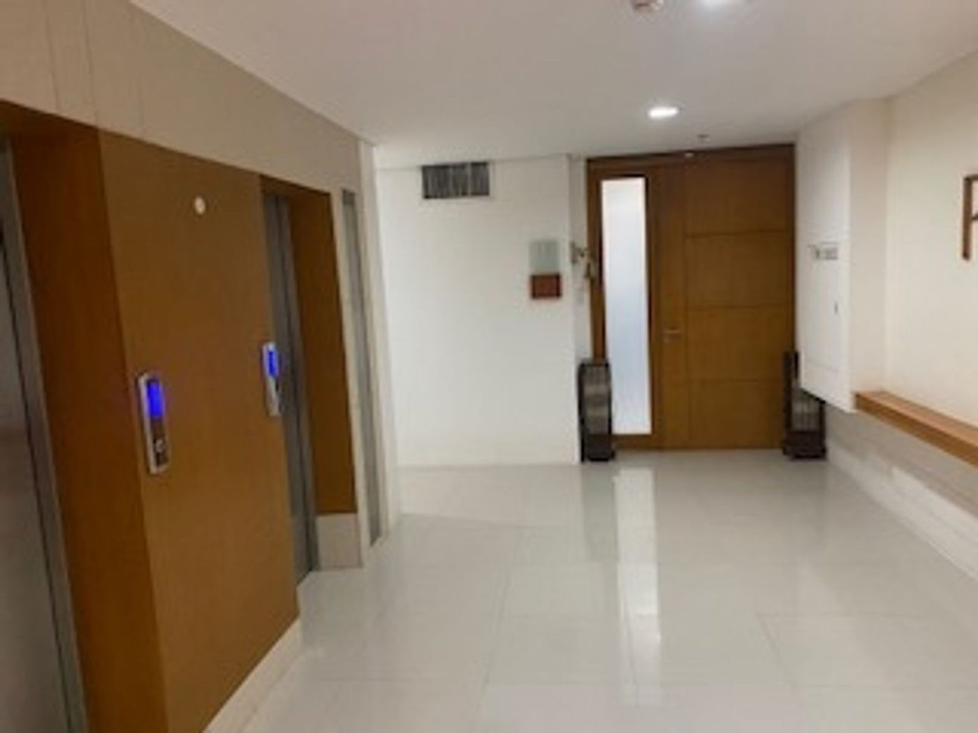Magnificent 3-Bedroom Penthouse for Sale in Woodridge Mahogany Building, Tagaytay Highlands – photo 15