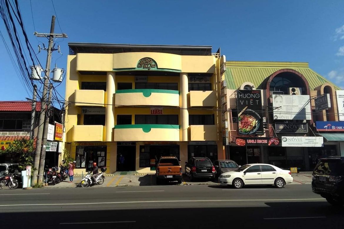 3 Bedroom Shophouse for Sale in Pamplona Dos, Las Piñas, Metro Manila