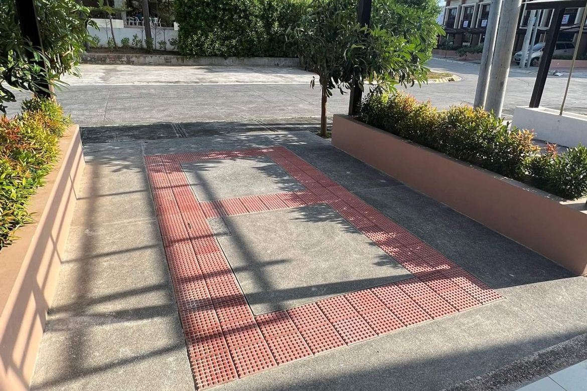 3 Bedroom Townhouse for Sale in Almanza Uno, Las Piñas, Metro Manila – photo 6