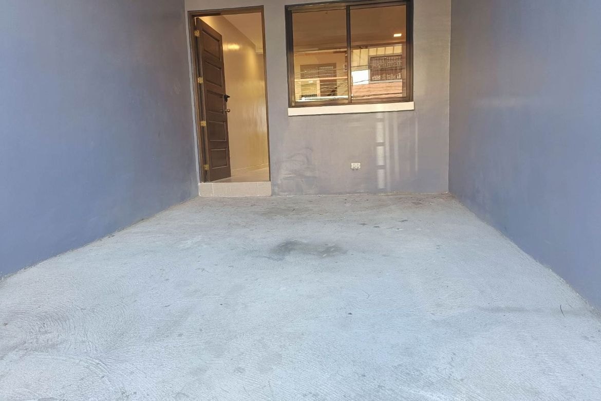 3 Bedroom Townhouse for Sale in Almanza Uno, Las Piñas, Metro Manila – photo 4