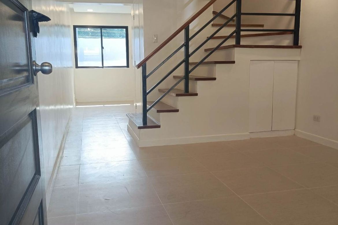 3 Bedroom Townhouse for Sale in Almanza Uno, Las Piñas, Metro Manila – photo 5