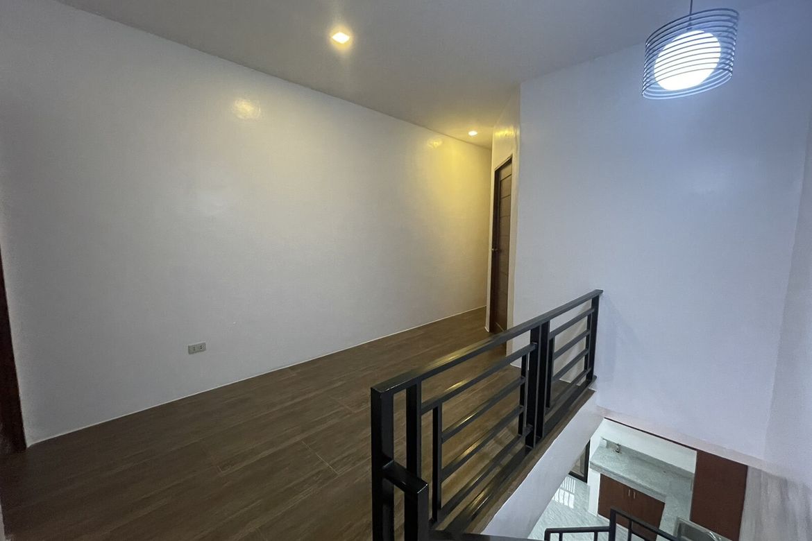 3 Bedroom Townhouse for Sale in Almanza Uno, Las Piñas, Metro Manila – photo 6