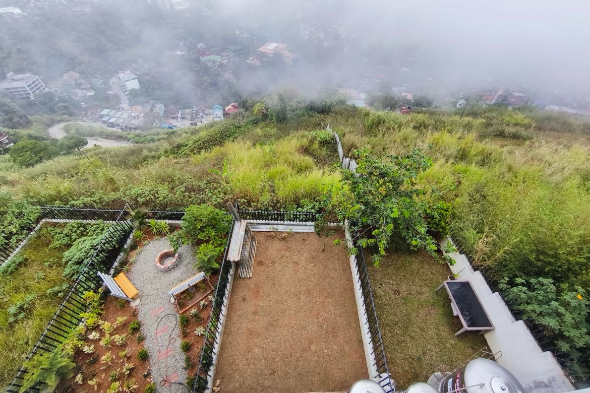 3 Bedroom Townhouse for Sale in Bakakeng Central, Baguio, Benguet – photo 3