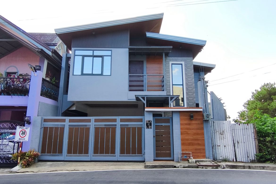 3 Bedroom Townhouse for Sale in Bakakeng North, Baguio, Benguet