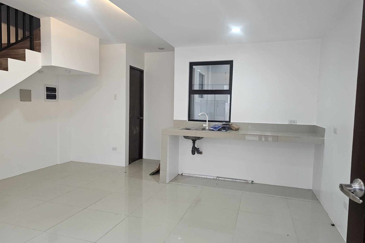 3 Bedroom Townhouse for Sale in Balabago, Iloilo City, Iloilo – photo 2