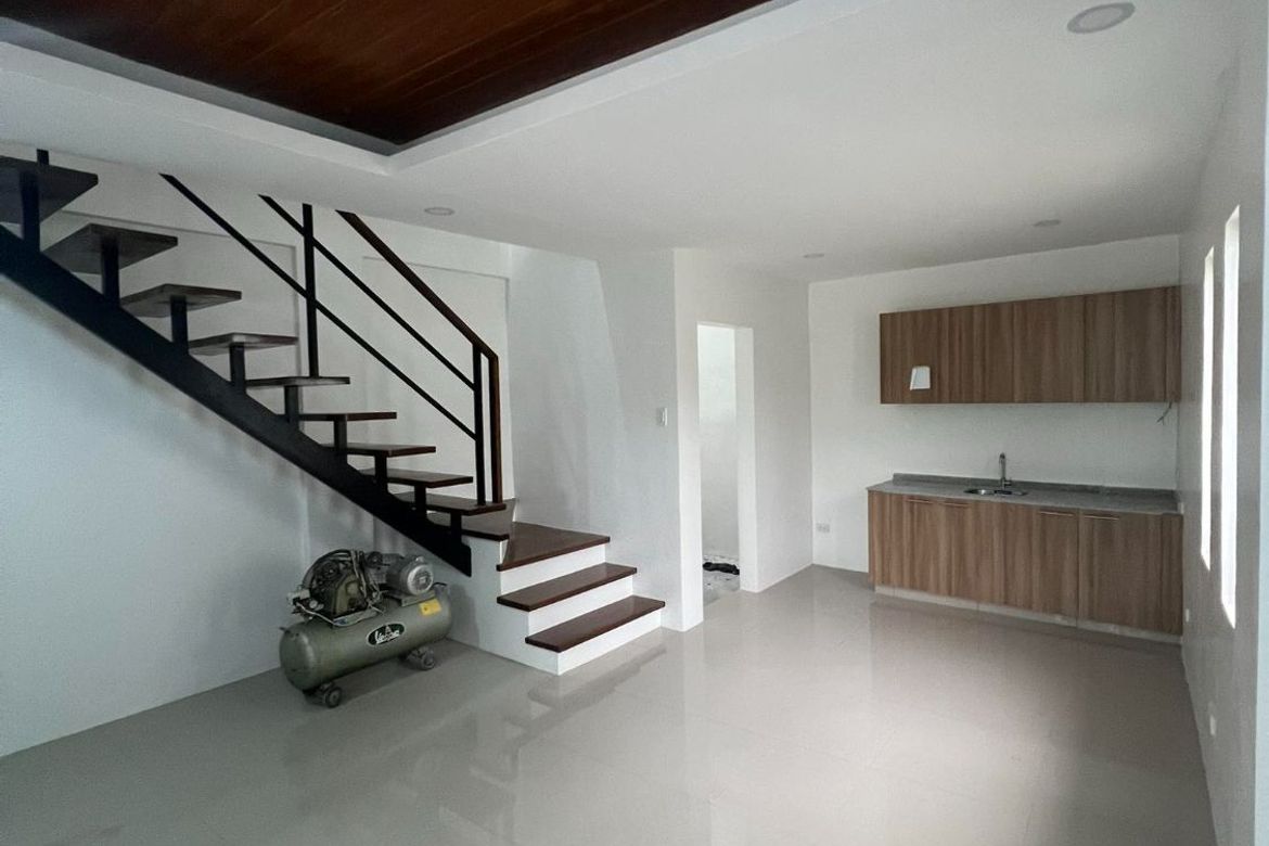 3 Bedroom Townhouse for Sale in Barangay 171, Caloocan, Metro Manila – photo 4