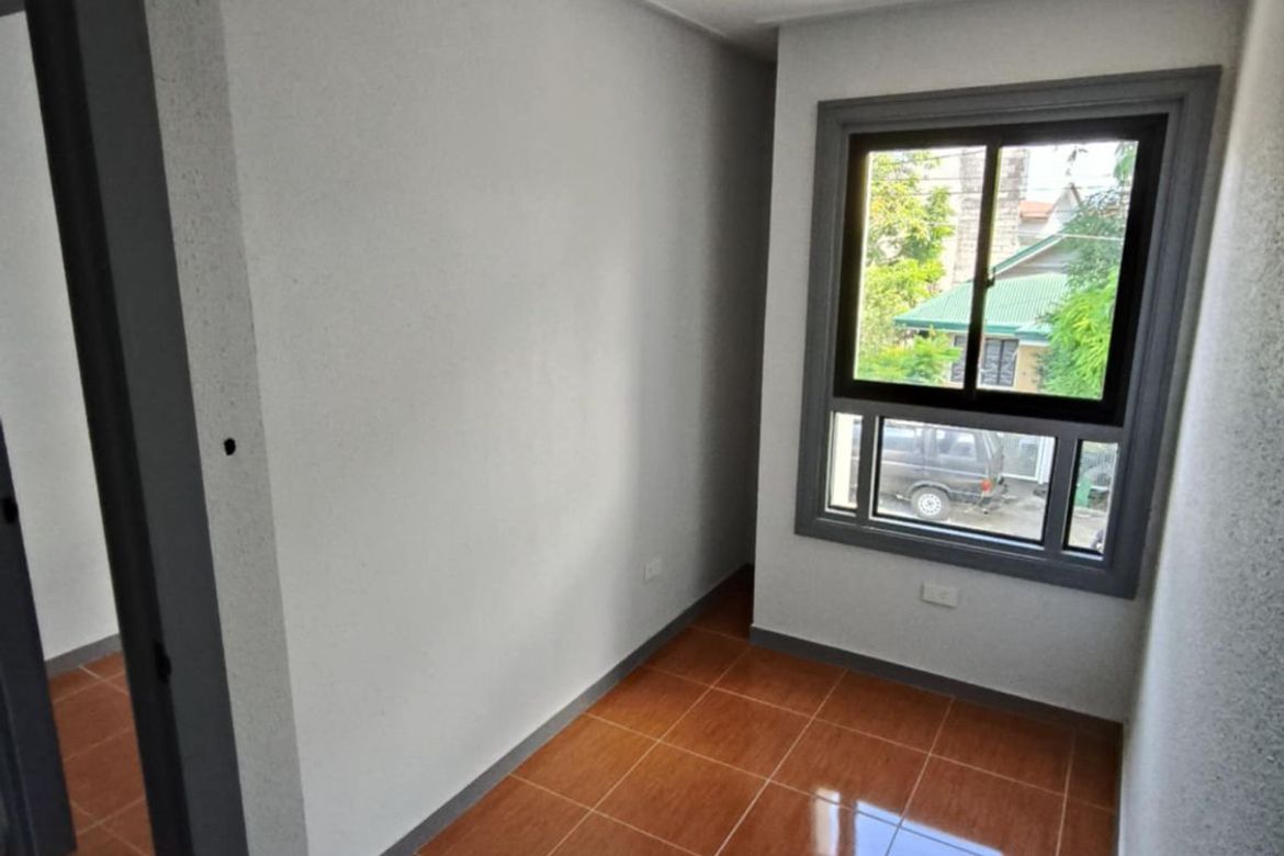 3 Bedroom Townhouse for Sale in Barangay 171, Caloocan, Metro Manila