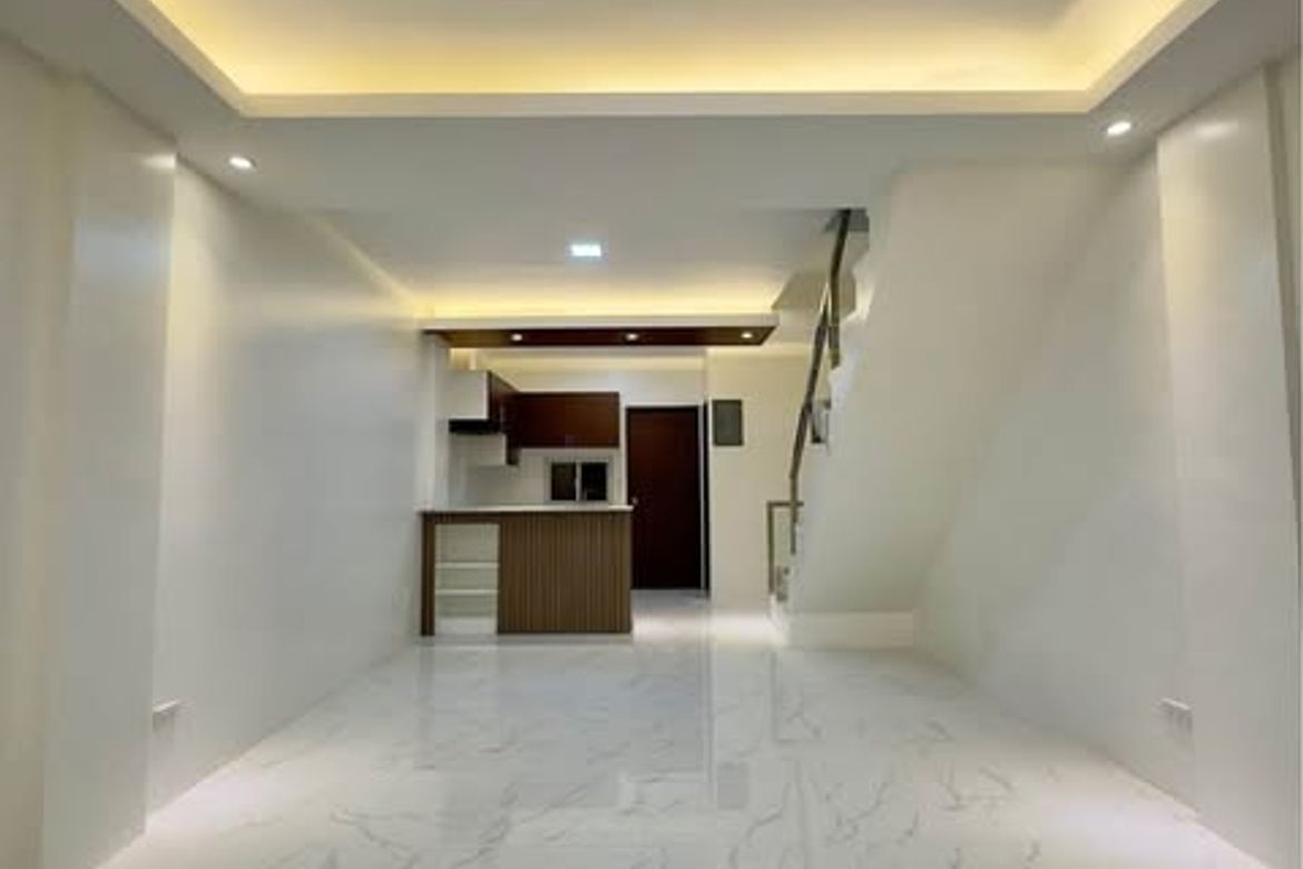3 Bedroom Townhouse for Sale in Barangay 173, Caloocan, Metro Manila