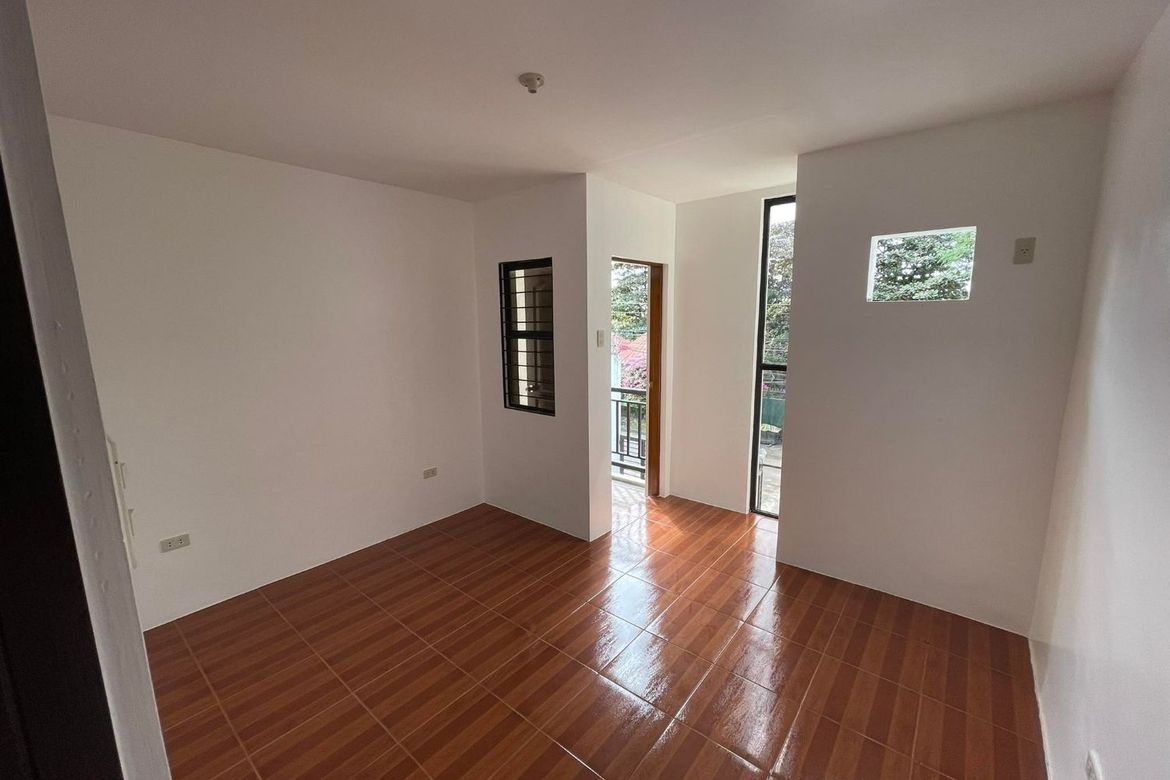 3 Bedroom Townhouse for Sale in Barangay 174, Caloocan, Metro Manila