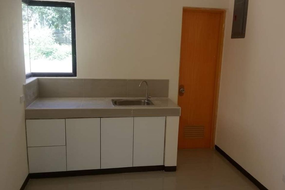 3 Bedroom Townhouse for Sale in Barangay 174, Caloocan, Metro Manila – photo 2