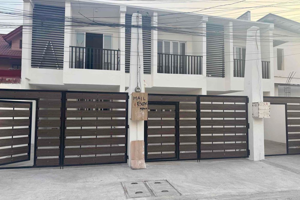 3 Bedroom Townhouse for Sale in Barangay 174, Caloocan, Metro Manila – photo 2