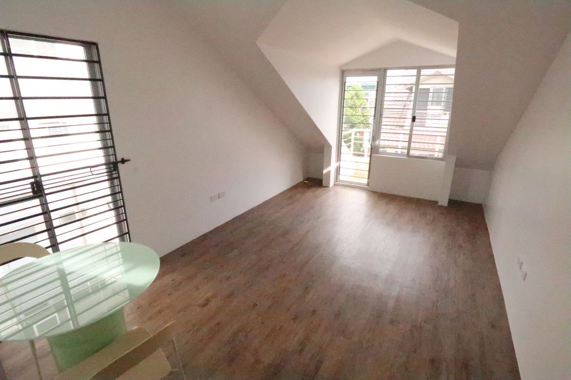 3 Bedroom Townhouse for Sale in Barangay 42, Caloocan, Metro Manila near LRT-1 R. Papa – photo 6