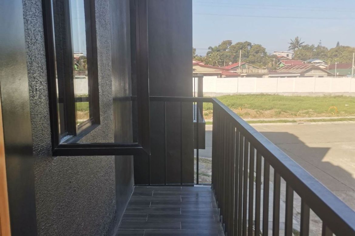 3 Bedroom Townhouse for Sale in Batulao Artscapes, Patugo, Balayan, Batangas – photo 4