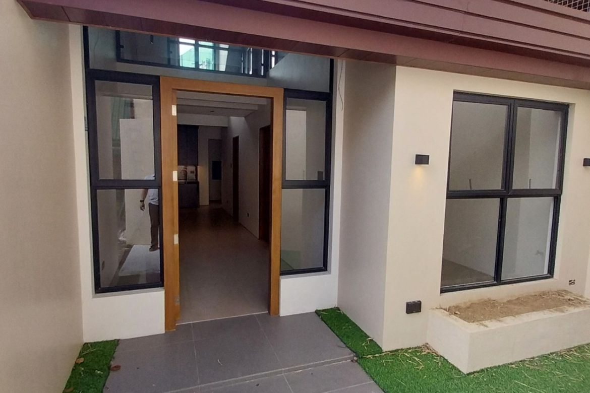 3 Bedroom Townhouse for Sale in BF Homes, Parañaque, Metro Manila