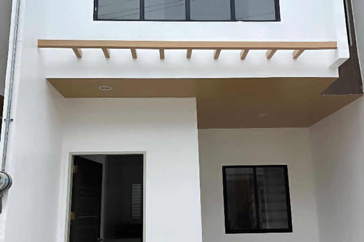 3 Bedroom Townhouse for Sale in Buaya, Lapu-Lapu, Cebu