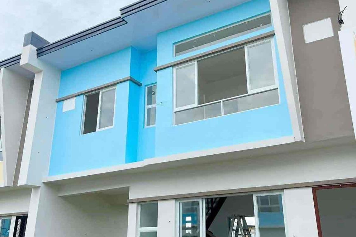 3 Bedroom Townhouse for Sale in Cagbang, Oton, Iloilo