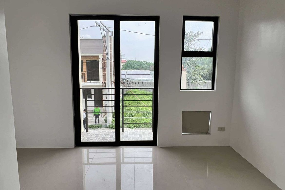 3 Bedroom Townhouse for Sale in Canumay, Valenzuela, Metro Manila – photo 6