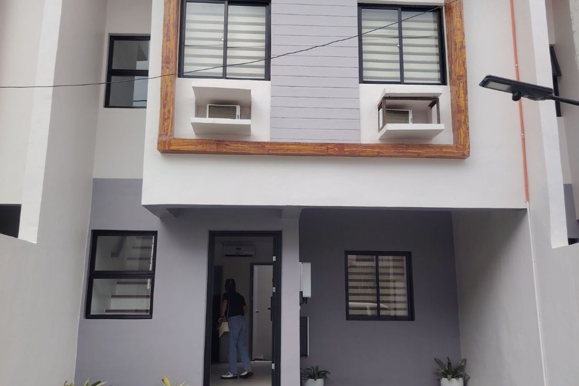 3 Bedroom Townhouse for Sale in Carsadang Bago I, Imus, Cavite – photo 2
