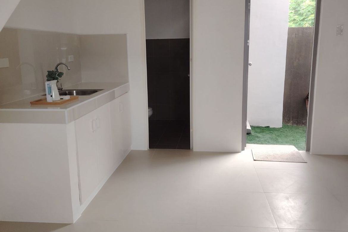 3 Bedroom Townhouse for Sale in Carsadang Bago I, Imus, Cavite – photo 3