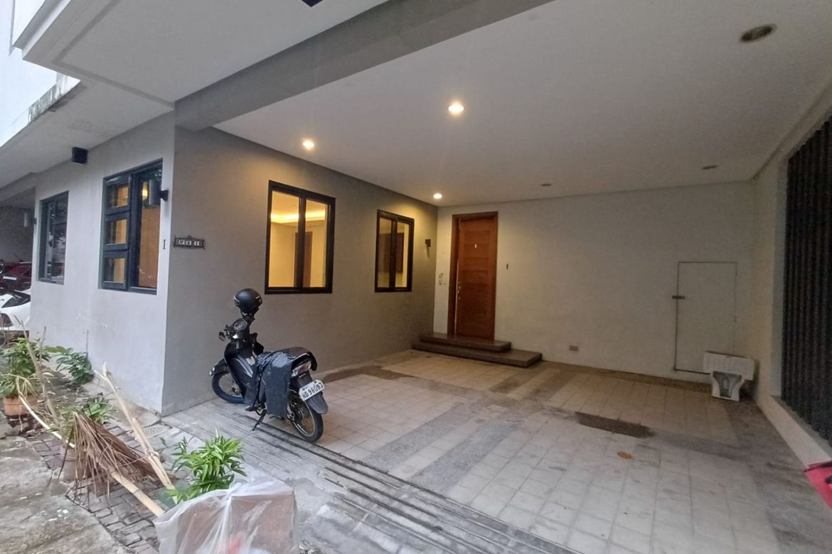 3 Bedroom Townhouse for Sale in Central, Quezon City, Metro Manila