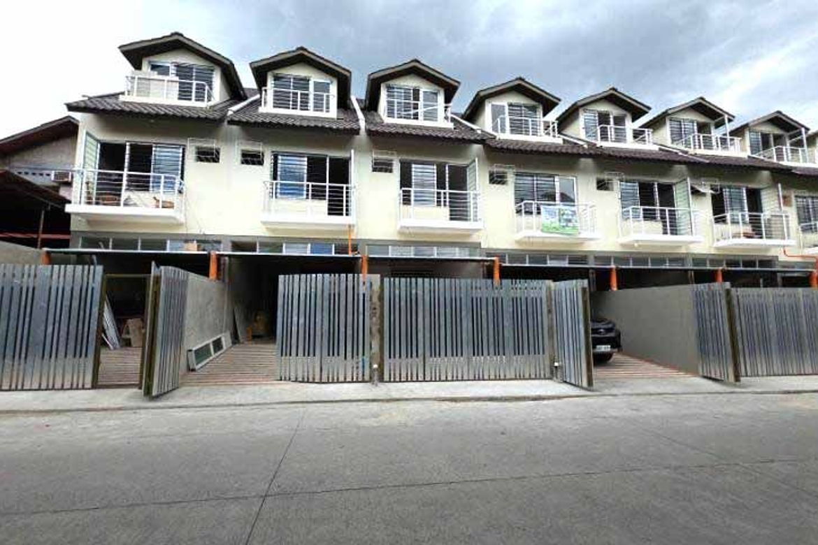 3 Bedroom Townhouse for Sale in Commonwealth, Quezon City, Metro Manila