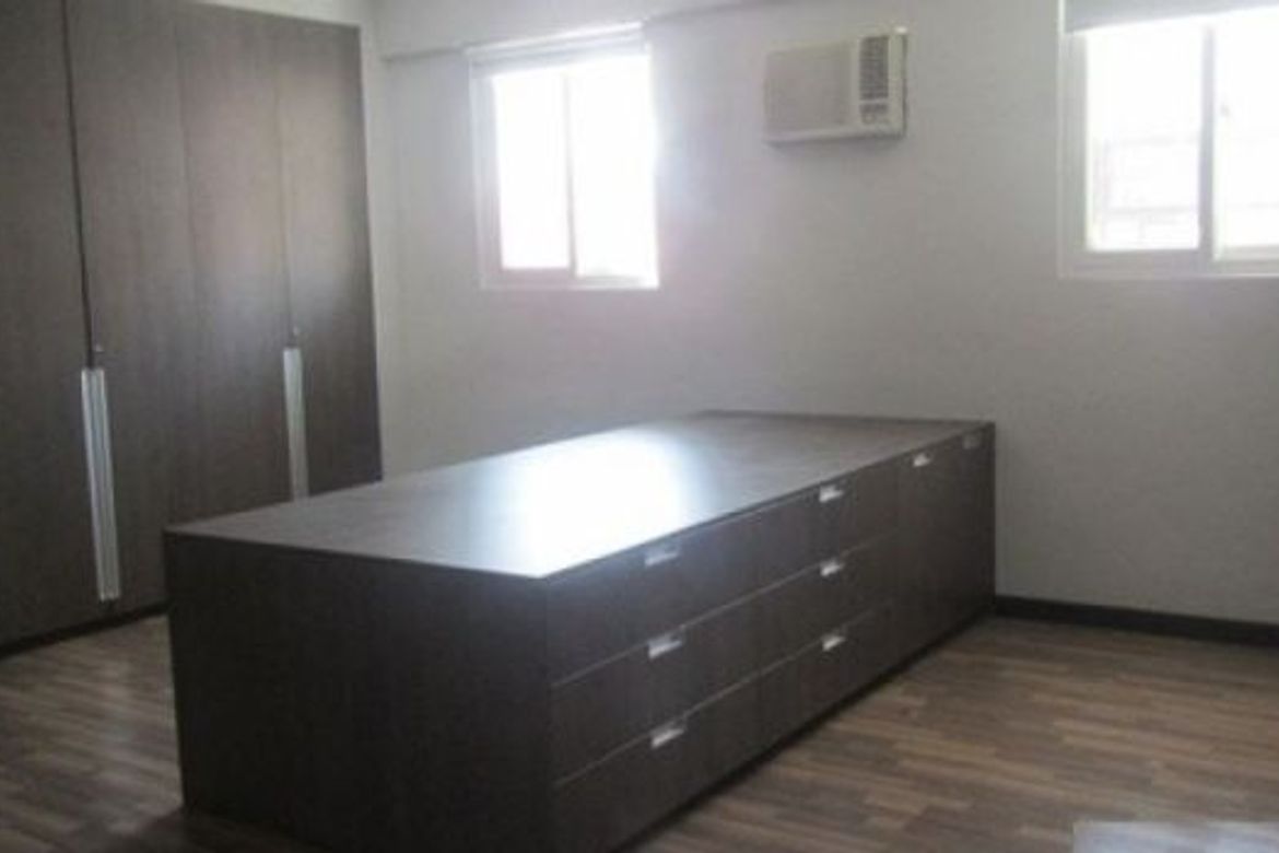 3 Bedroom Townhouse for Sale in Dasmariñas Village, Dasmariñas North, Makati, Metro Manila near MRT-3 Magallanes – photo 3