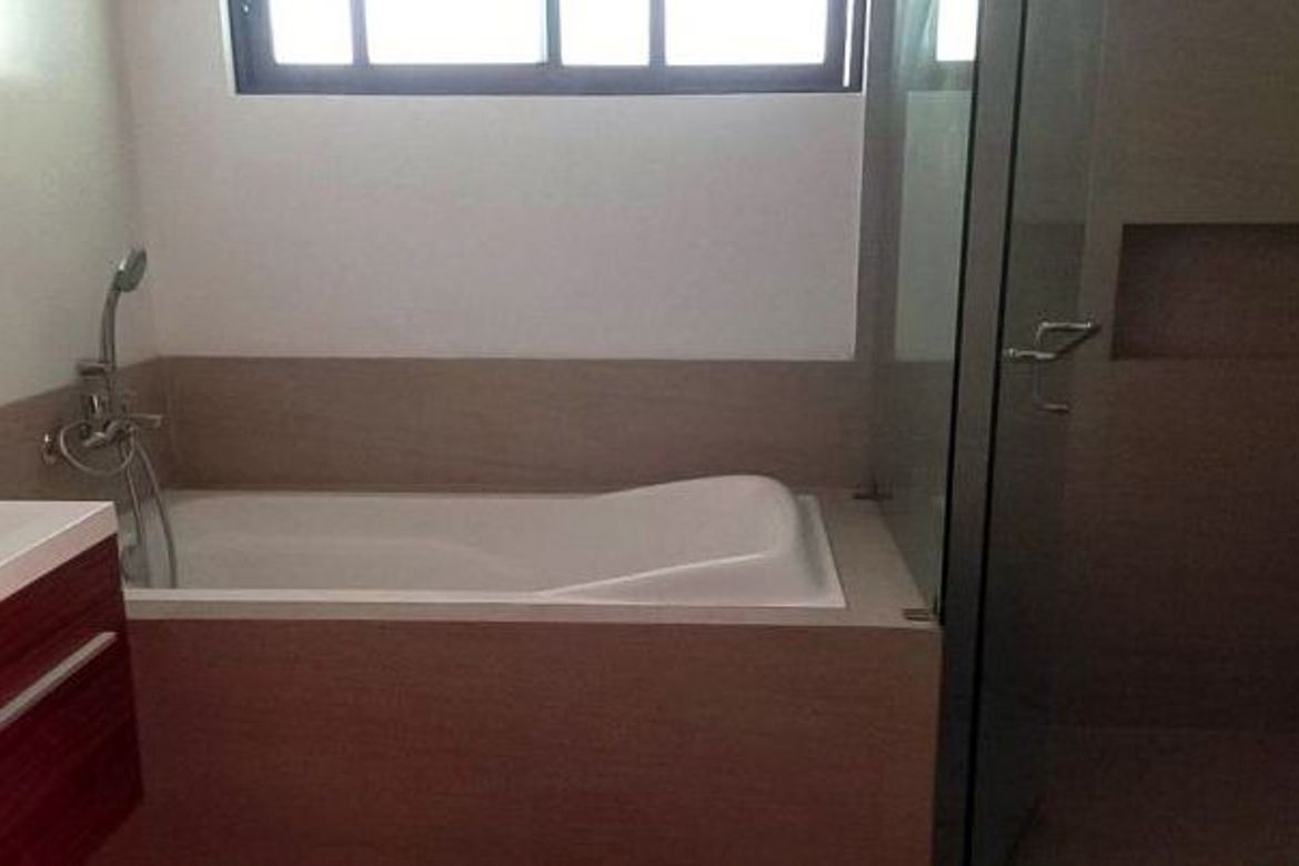 3 Bedroom Townhouse for Sale in Dasmariñas Village, Dasmariñas North, Makati, Metro Manila near MRT-3 Magallanes – photo 7