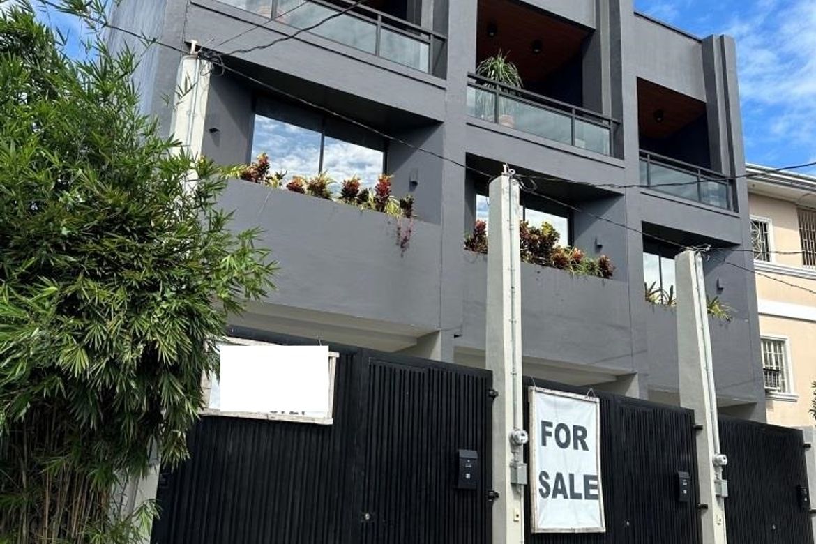 3 Bedroom Townhouse for Sale in Don Bosco, Parañaque, Metro Manila