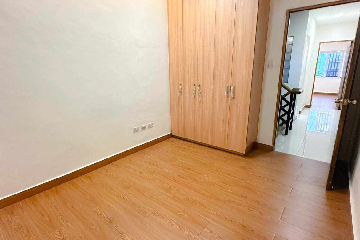 3 Bedroom Townhouse for Sale in Ermita, Manila, Metro Manila near LRT-1 United Nations – photo 3